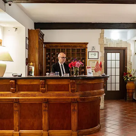 Belvedere Hotel 4*