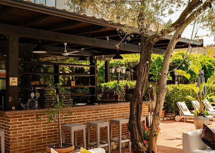 Hotel Belvedere Shkallnur